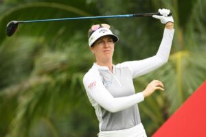 Beautiful Hottest Female Golfers